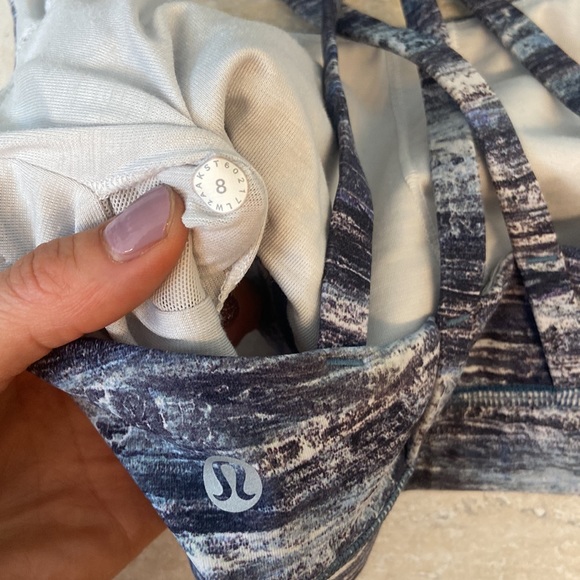 Lululemon Energy Bra - Picture 11 of 11